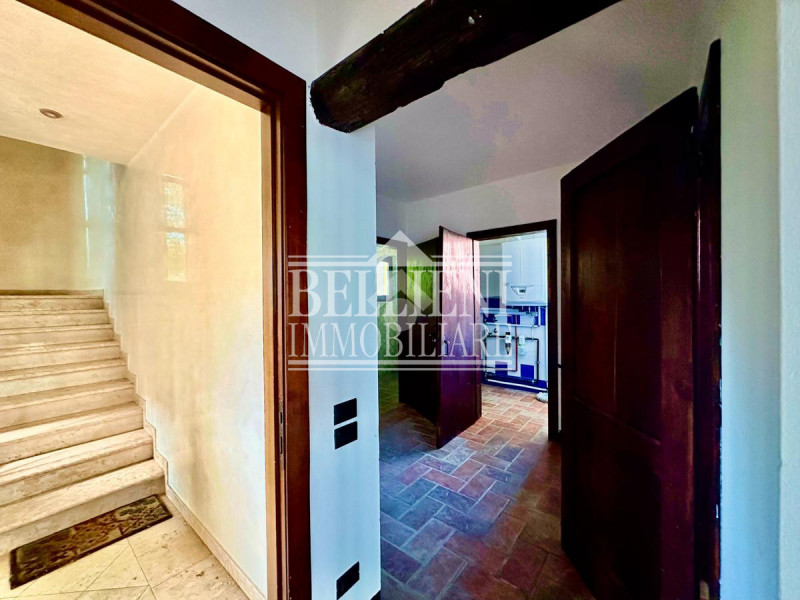 MESTRINO - porzione di bifamiliare situata nel cuore del centro, dove tutti i servizi sono comoda...