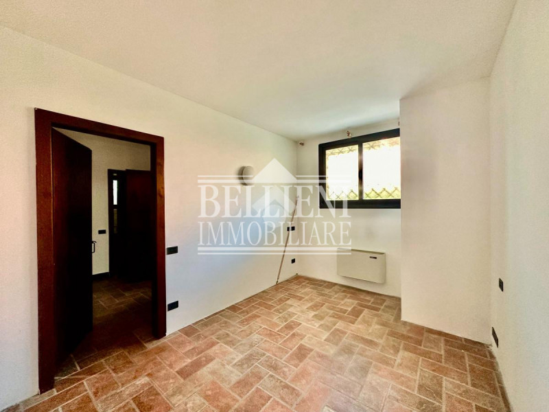 MESTRINO - porzione di bifamiliare situata nel cuore del centro, dove tutti i servizi sono comoda...