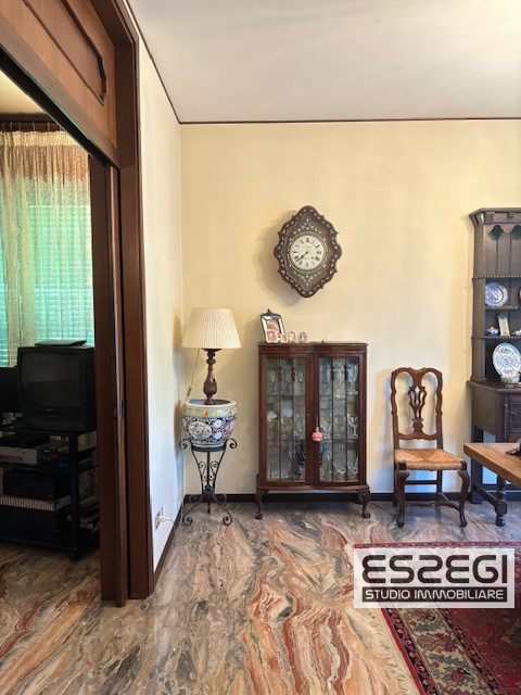 PADOVA*FORCELLINI: Spaziosissimo appartamento situato nel cuore del quartiere di Forcellini, all'...