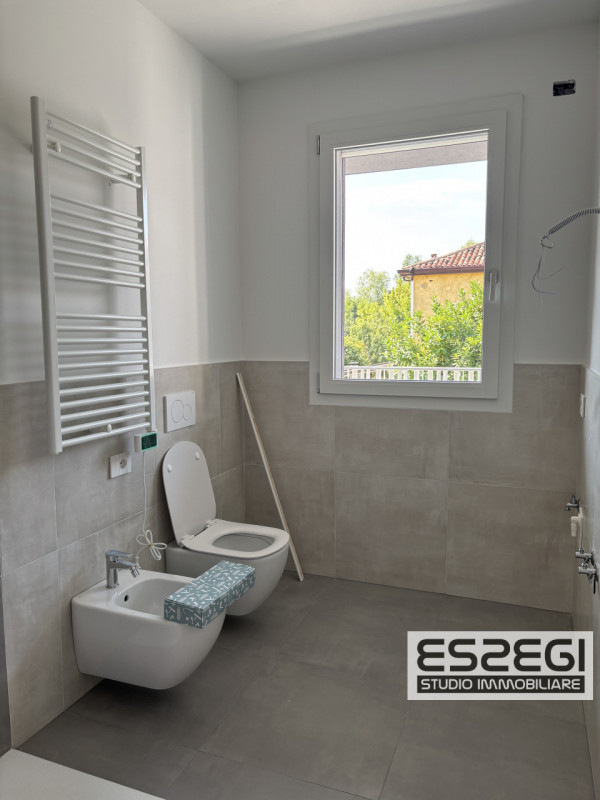 PADOVA- MADONNA PELLEGRINA: Appartamento al piano terra con ingresso indipendente e giardino priv...