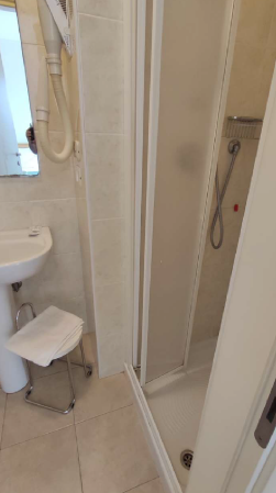 RIF. A.A.26-25
                                                                                  ...