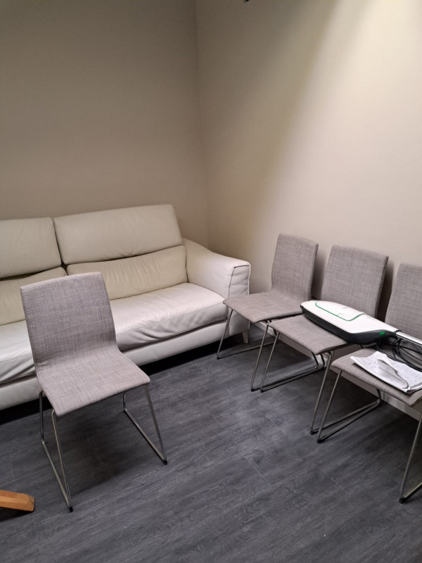 STAZIONE AFFITTASI AMPIO APPARTAMENTO RISTRUTTURATO A NUOVO 5 CAMERE 3 BAGNI TERRAZZA ,DISPONIBIL...