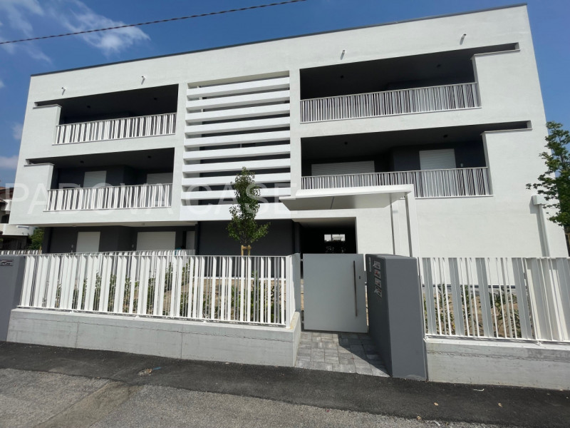 Eleganza contemporanea e tecnologia avanzata nel cuore di Padova – Madonna Pellegrina

In uno dei...