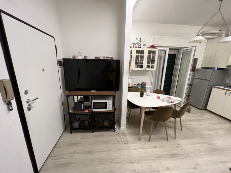 FACCIOLATI-ZONA OSPEDALI: contesto signorile, comodo a tutti i principali servizi e mezzi di tras...