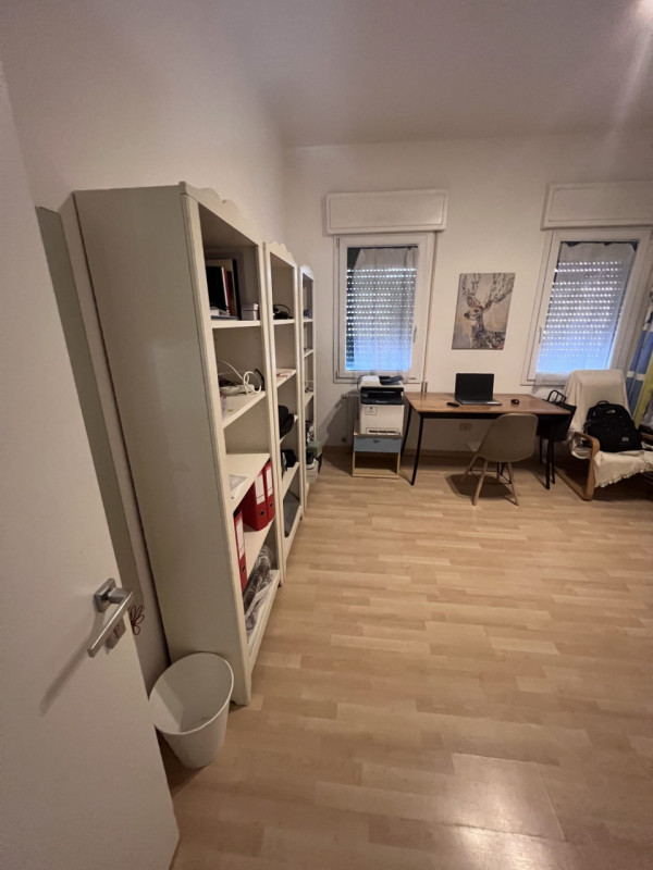 FACCIOLATI-ZONA OSPEDALI: contesto signorile, comodo a tutti i principali servizi e mezzi di tras...