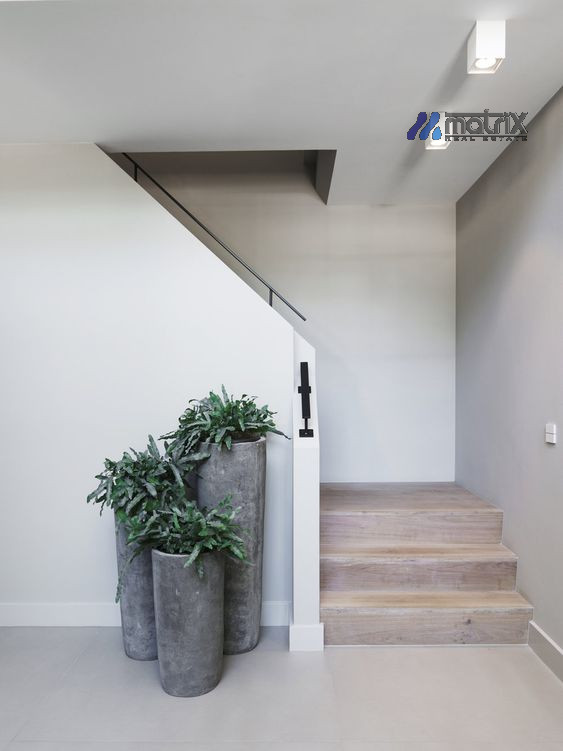 Bifamiliare Ponte San Nicolò €. 389.000  Nuova Classe A4 giardino mq. 200.

Bifamiliare di prossi...