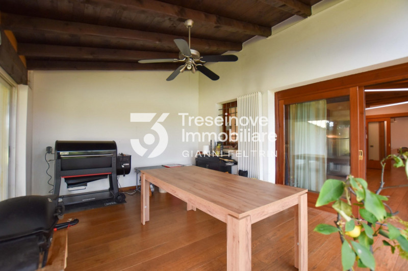 (Per INFO Feltrin ing. Gianni 3288349492) Proponiamo in vendita bifamiliare con ampi spazi a Carm...