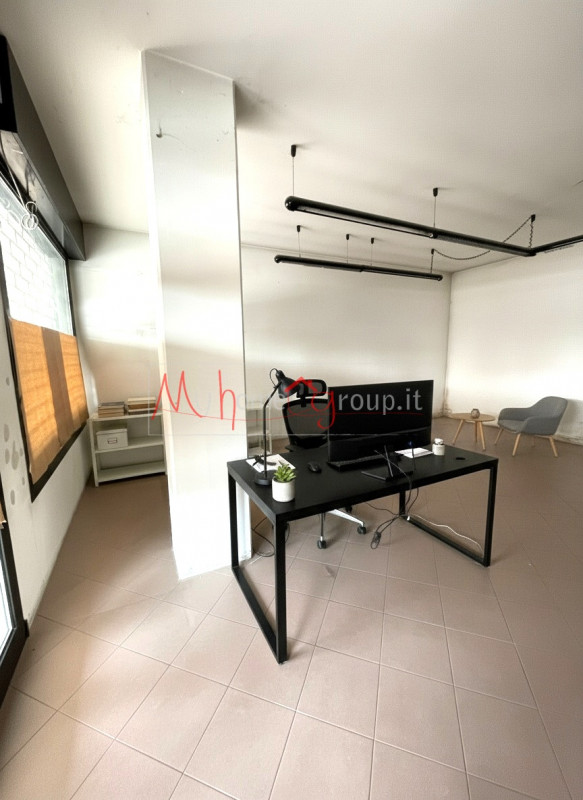 MORTISE (RIF: COM-2511-R): Negozio in contesto residenziale, ideale sia come forma di investiment...