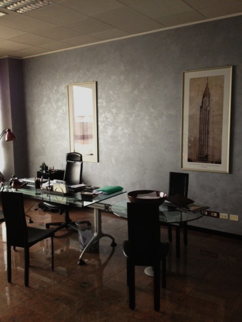 (Per INFO Monica 3482688677) Proponiamo in vendita ottimo ufficio di circa 75 mq, situato nella r...