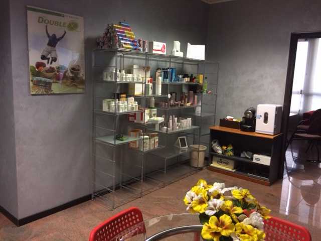 (Per INFO Monica 3482688677) Proponiamo in vendita ottimo ufficio di circa 75 mq, situato nella r...