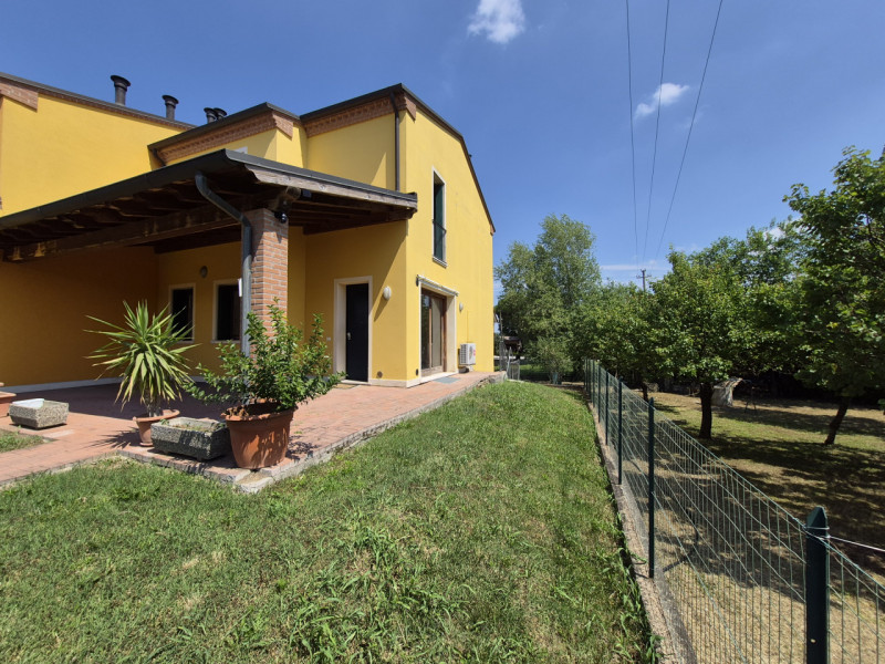 Vo' (PD), Via Vo' di Sotto, proponiamo in Vendita porzione di Bifamiliare di recente costruzione,...