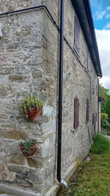 BAGNO DI ROMAGNA - SELVAPIANA rif. EV30: Proponiamo in vendita porzione di casale da riattare. Po...