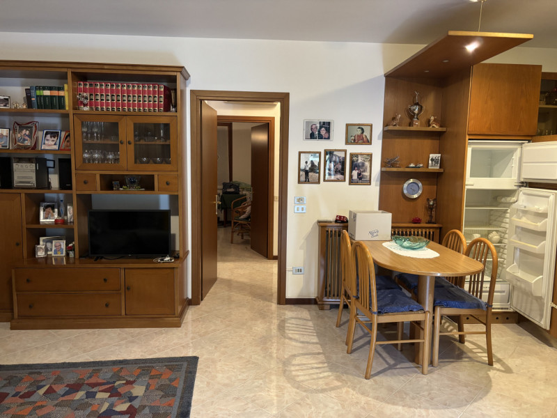 A BAGNOLI DI SOPRA APPARTAMENTO IN LOCAZIONE !!!, COMODISSIMO, AL PIANO TERRA CON TAVERNA E GIARD...