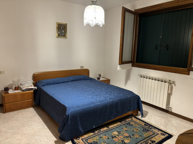 A BAGNOLI DI SOPRA APPARTAMENTO IN LOCAZIONE !!!, COMODISSIMO, AL PIANO TERRA CON TAVERNA E GIARD...