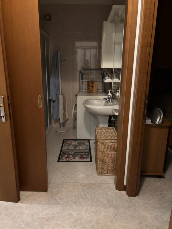 A BAGNOLI DI SOPRA APPARTAMENTO IN LOCAZIONE !!!, COMODISSIMO, AL PIANO TERRA CON TAVERNA E GIARD...