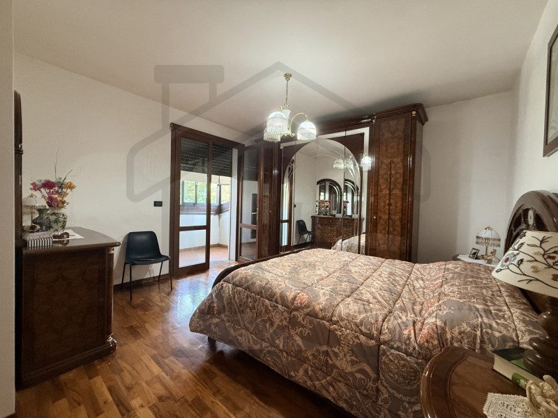 ABANO TERME - Elegante porzione di bifamiliare situata nel cuore del tranquillo quartiere residen...
