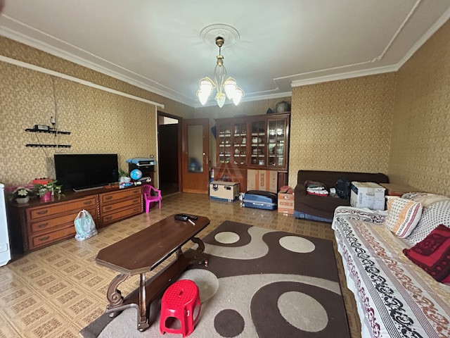 Castelfranco Veneto - Salvarosa  

In zona residenziale, comodo ai servizi cittadini, è proposto ...