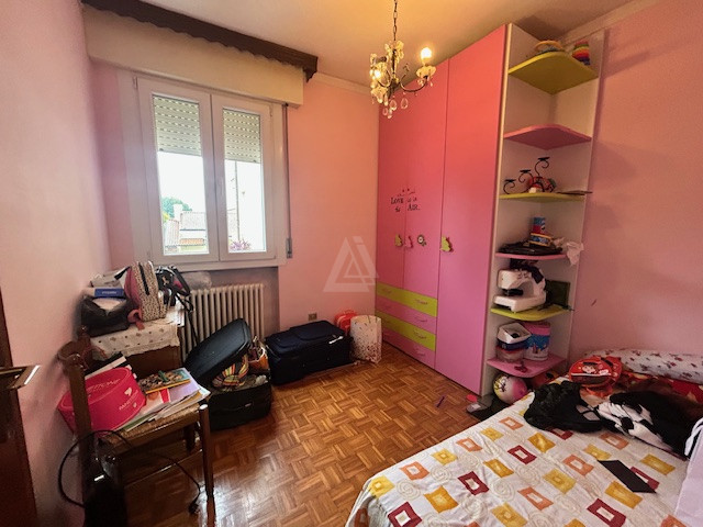 Castelfranco Veneto - Salvarosa  

In zona residenziale, comodo ai servizi cittadini, è proposto ...