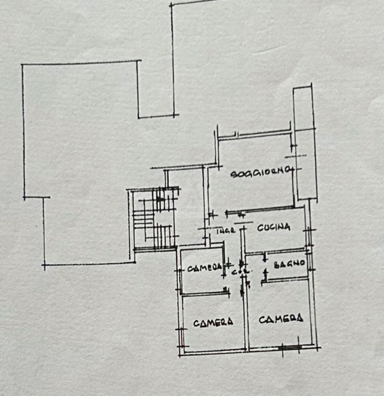 Castelfranco Veneto - Salvarosa  

In zona residenziale, comodo ai servizi cittadini, è proposto ...