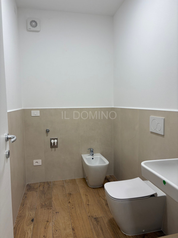 Disponibile da subito, nuovo appartamento in contesto signorile di solo 2 unità abitative, comple...