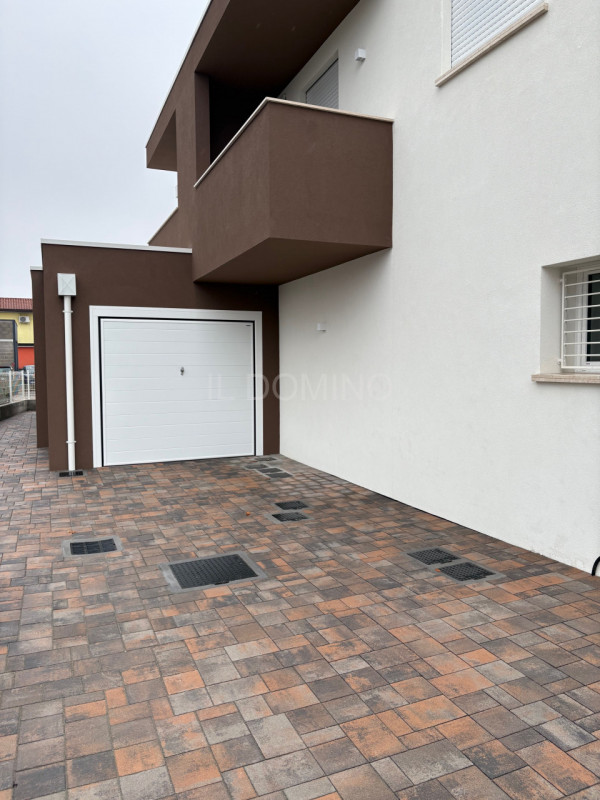 Disponibile da subito, nuovo appartamento in contesto signorile di solo 2 unità abitative, comple...