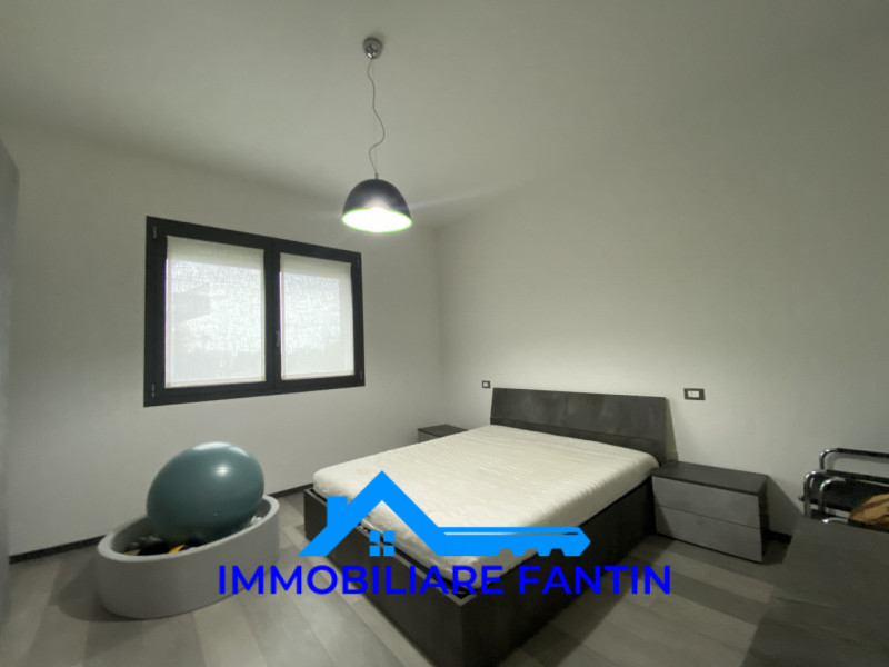 Rif. RA1 Immobiliare Fantin propone in affitto porzione di casa in orizzontale con ingresso semi ...