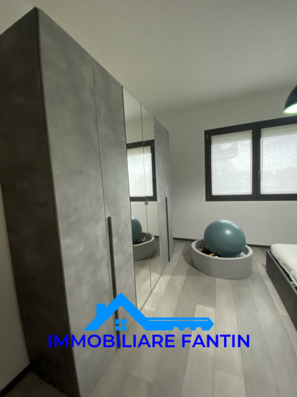 Rif. RA1 Immobiliare Fantin propone in affitto porzione di casa in orizzontale con ingresso semi ...