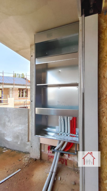 Rif: DA326 - Info Denis: 3402540785

ULTIME 2 UNITA' DISPONIBILI in classe A4, situati nel cuore ...