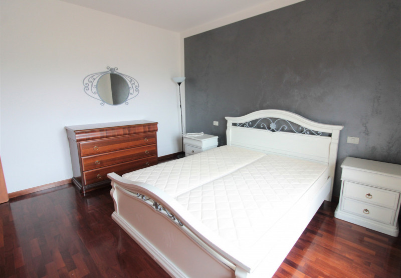 Brugine: appartamento al secondo e ultimo piano senza ascensore composto da ingresso, soggiorno c...