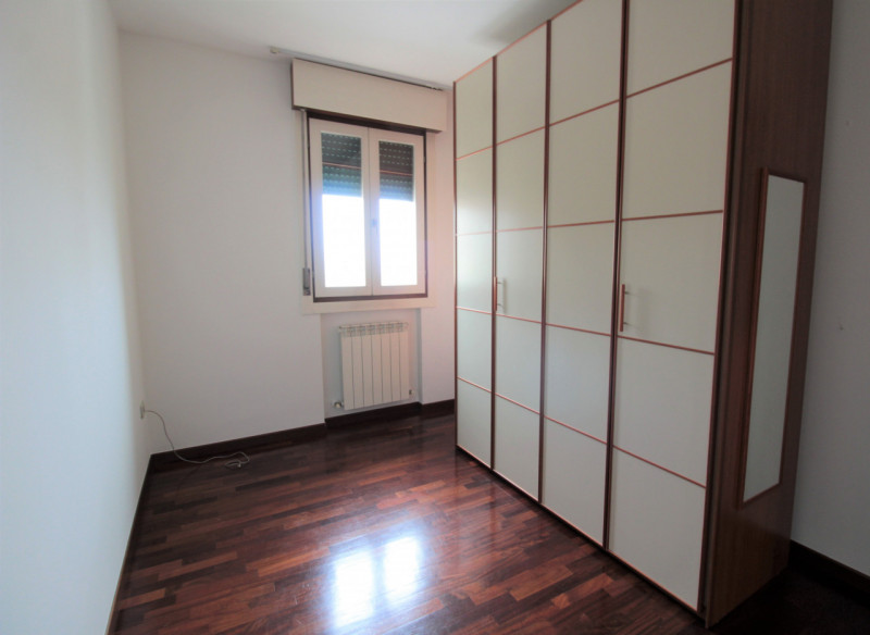 Brugine: appartamento al secondo e ultimo piano senza ascensore composto da ingresso, soggiorno c...