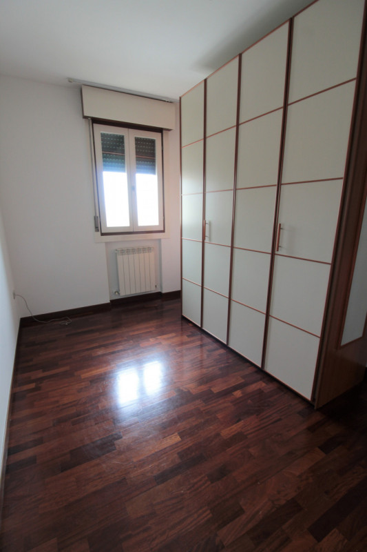 Brugine: appartamento al secondo e ultimo piano senza ascensore composto da ingresso, soggiorno c...