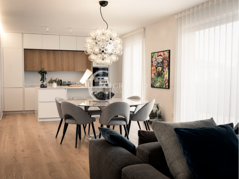 All’interno dell’esclusiva e rinomata “Corte Verde”, a pochi passi dal Centro Storico, proponiamo...