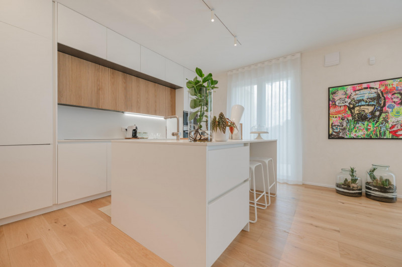 All’interno dell’esclusiva e rinomata “Corte Verde”, a pochi passi dal Centro Storico, proponiamo...