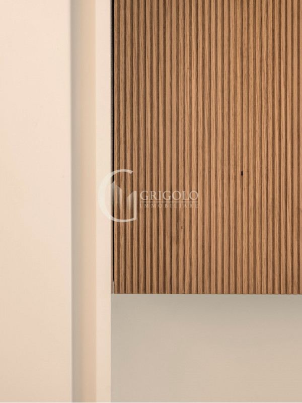 All’interno dell’esclusiva e rinomata “Corte Verde”, a pochi passi dal Centro Storico, proponiamo...