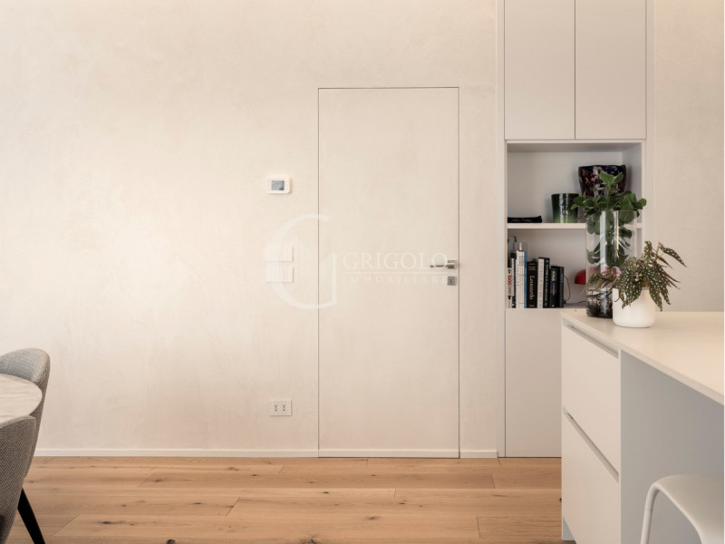 All’interno dell’esclusiva e rinomata “Corte Verde”, a pochi passi dal Centro Storico, proponiamo...