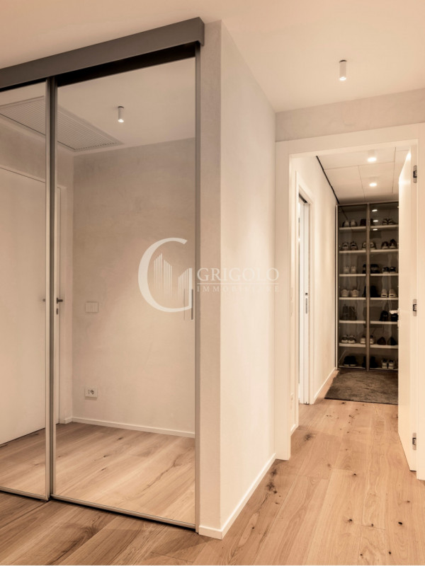 All’interno dell’esclusiva e rinomata “Corte Verde”, a pochi passi dal Centro Storico, proponiamo...