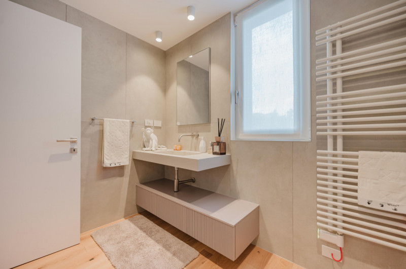 All’interno dell’esclusiva e rinomata “Corte Verde”, a pochi passi dal Centro Storico, proponiamo...