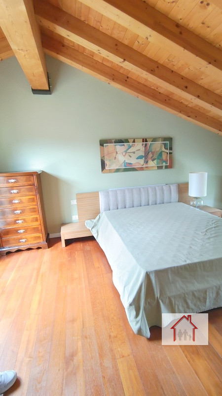 SPLENDIDO ATTICO RISTRUTTURATO NEL CENTRO DI VOLPAGO DEL MONTELLO

In vendita a Volpago del Monte...