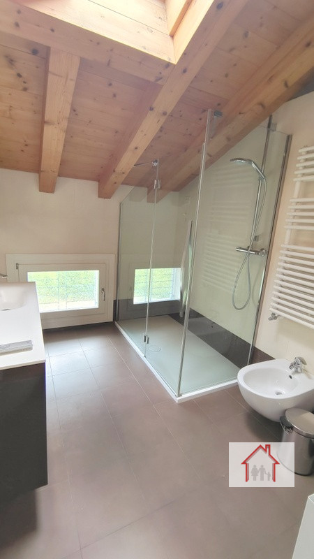 SPLENDIDO ATTICO RISTRUTTURATO NEL CENTRO DI VOLPAGO DEL MONTELLO

In vendita a Volpago del Monte...