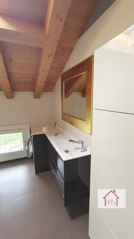 SPLENDIDO ATTICO RISTRUTTURATO NEL CENTRO DI VOLPAGO DEL MONTELLO

In vendita a Volpago del Monte...