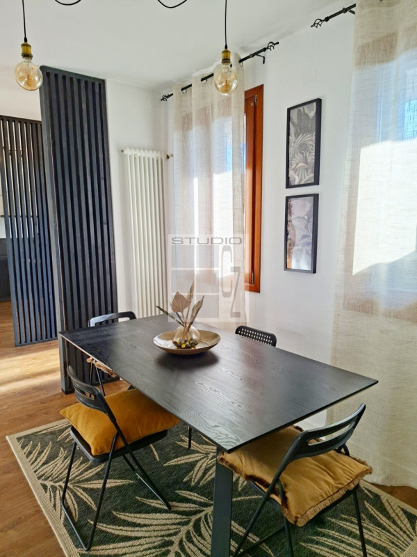 Scopri questa incredibile casa a Villa del Conte: completamente indipendente SVILUPPATA TUTTA SU ...