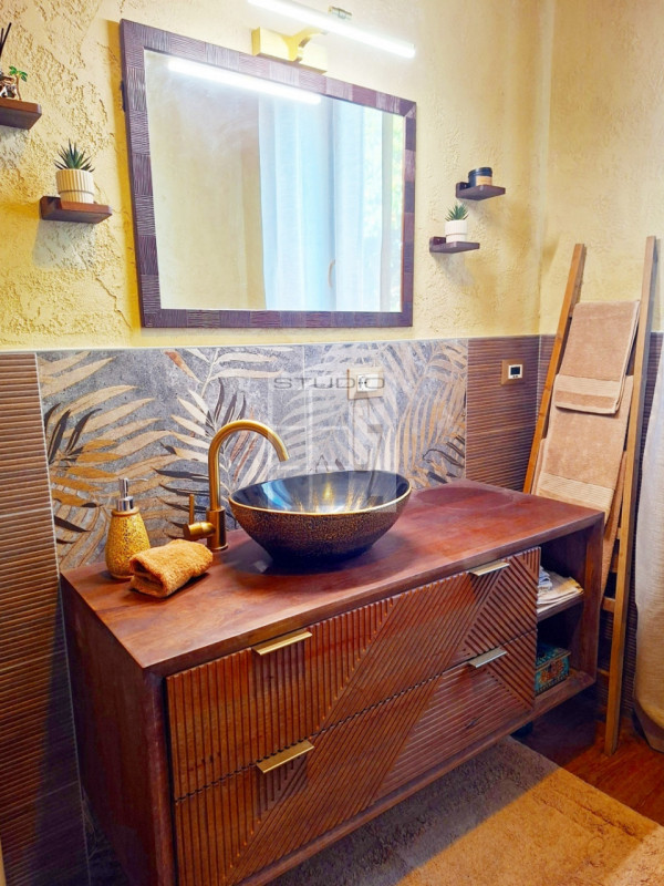 Scopri questa incredibile casa a Villa del Conte: completamente indipendente SVILUPPATA TUTTA SU ...