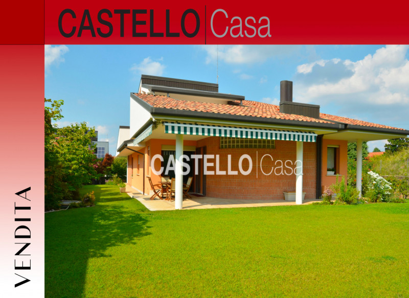 Signorile villa singola situata nel centro di Castelfranco V., in una delle zone più ricercate e ...