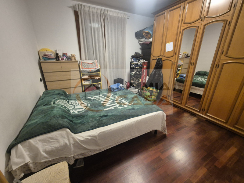 SONO RICHIESTE REFERENZE E DUE CONTRATTI DI LAVORO A TEMPO INDETERMINATO.
SI PREGA DI INVIARE UNA...