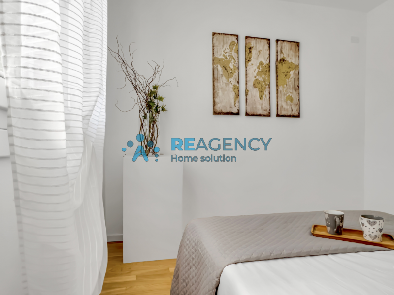 Se stai cercando un’abitazione moderna e confortevole, immersa nel verde ma a pochi passi dal cen...