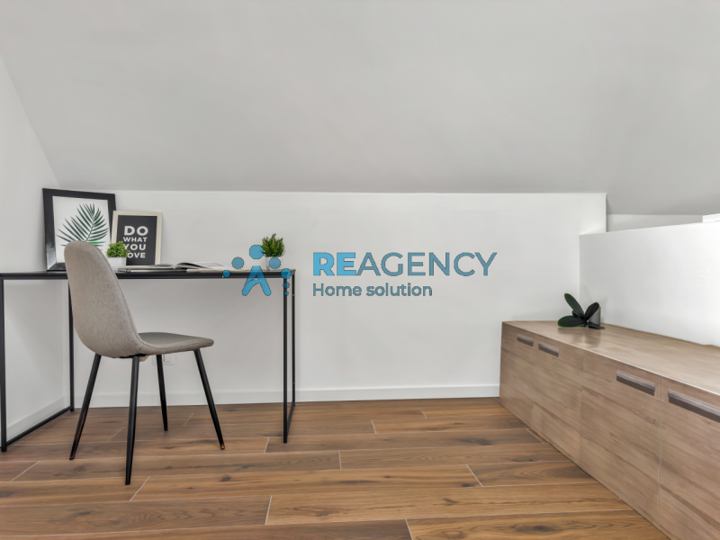 Se stai cercando un’abitazione moderna e confortevole, immersa nel verde ma a pochi passi dal cen...