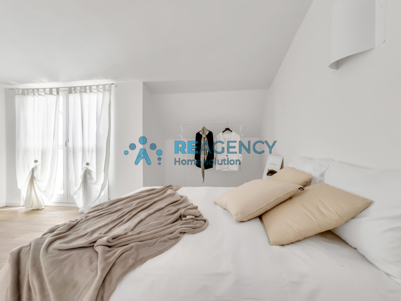 Se stai cercando un’abitazione moderna e confortevole, immersa nel verde ma a pochi passi dal cen...