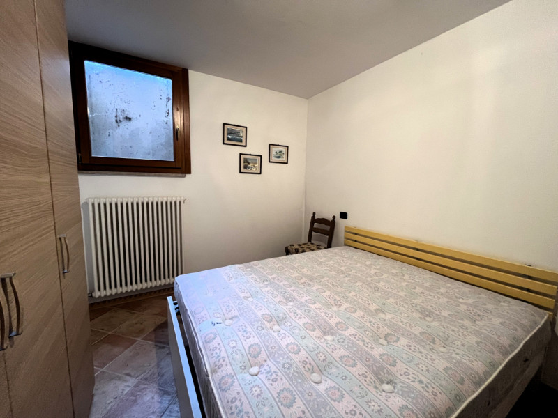 Nel cuore dell'incantevole altopiano dei Sette Comuni, vi presentiamo una splendida porzione di t...