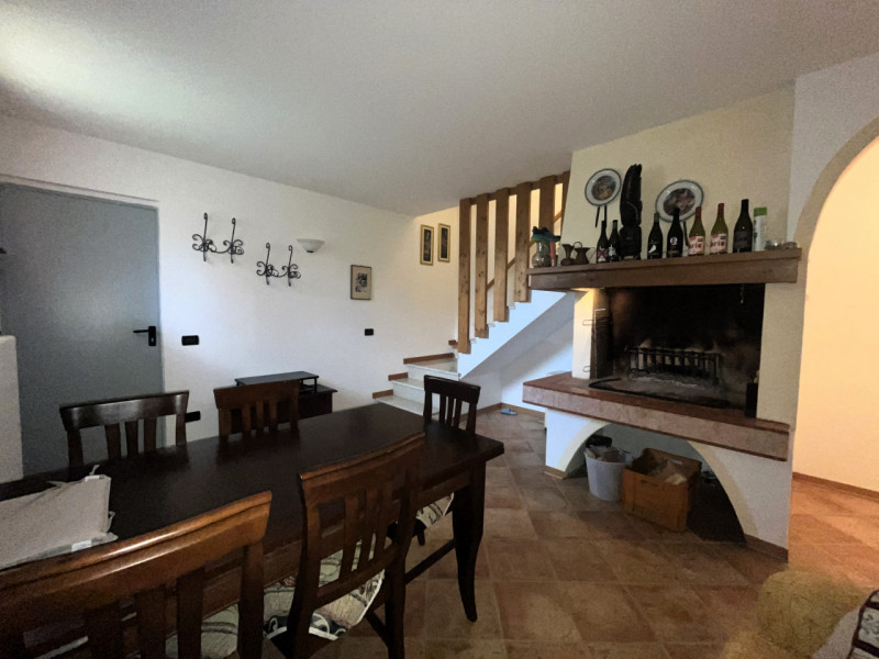 Nel cuore dell'incantevole altopiano dei Sette Comuni, vi presentiamo una splendida porzione di t...