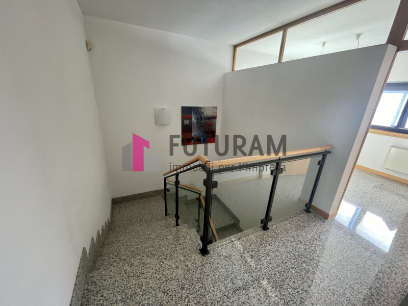 RIF:  098NM -  MASERA' DI PADOVA  -  PER INFO    340 335 8378 - 0444/310220

Propongo in affitto ...